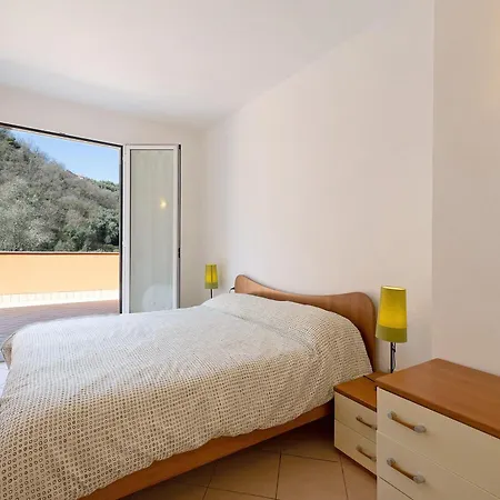Ferla La Taggiasca Apartment Stellanello